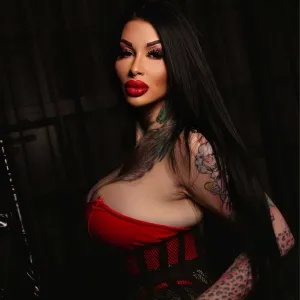 Domina Lady Kim