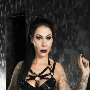Domina Lady Cora Domina Lady Cora